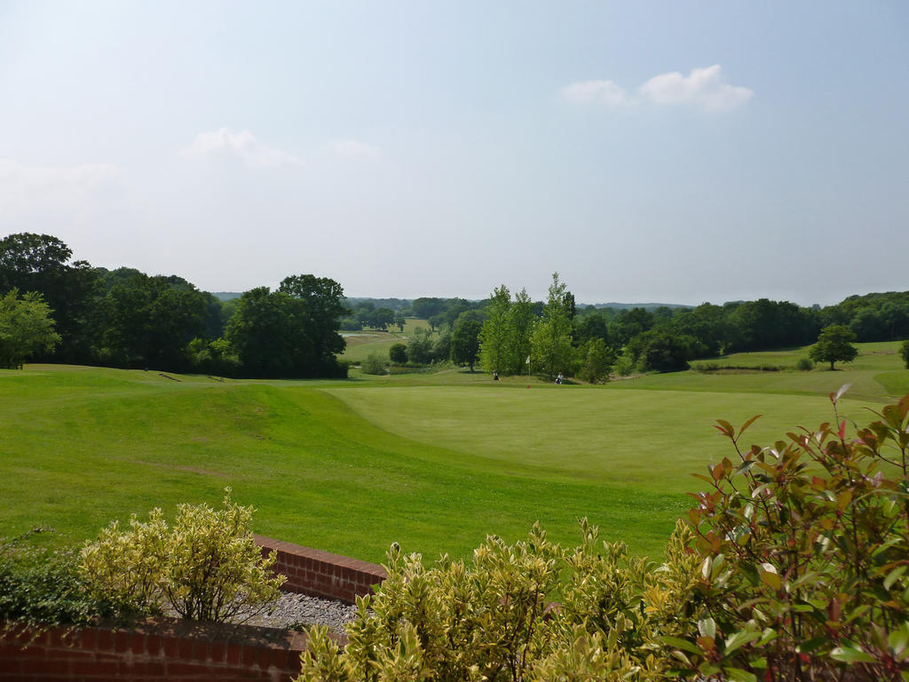 London Beach Country Hotel & Golf Club Tenterden Exterior foto